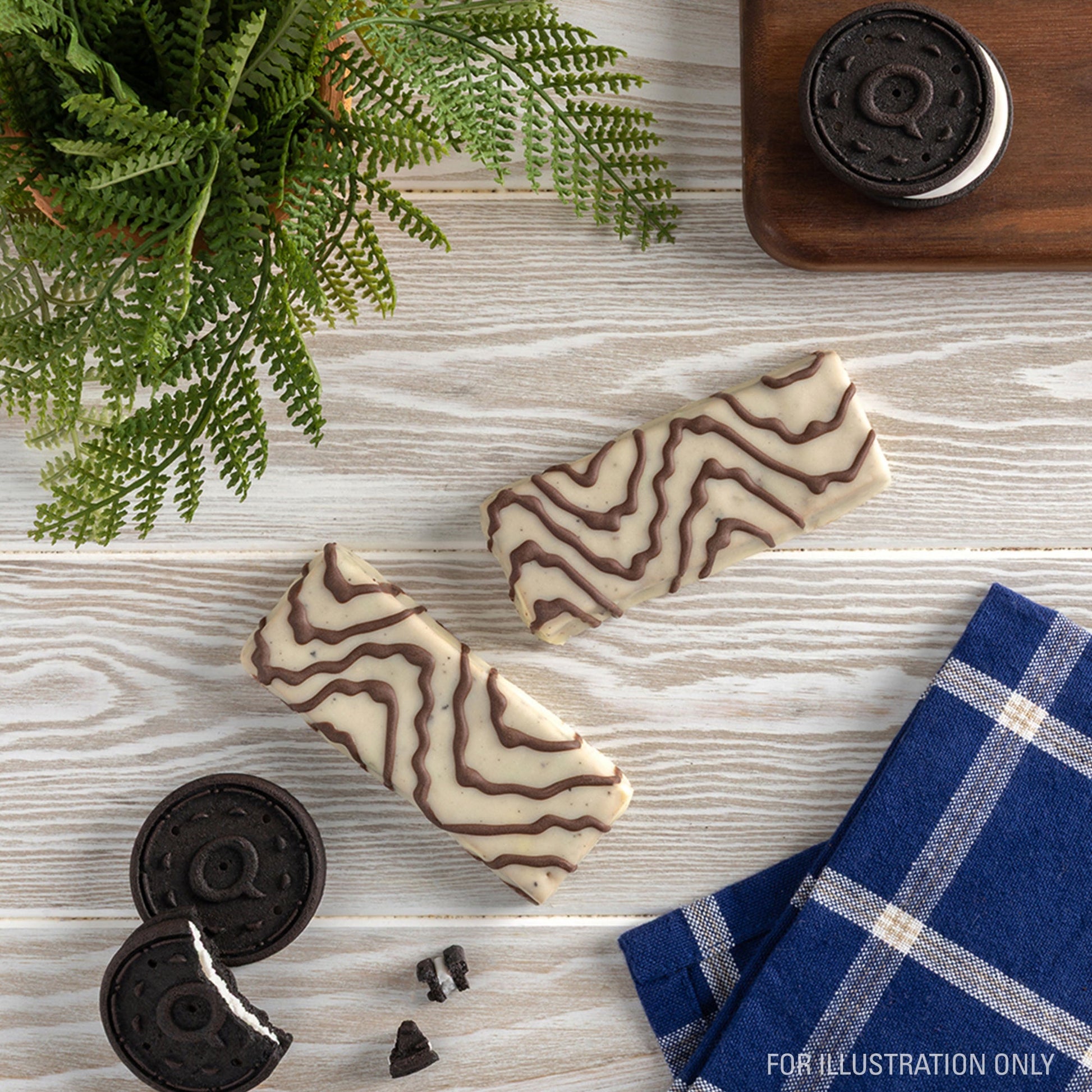 dipped-cookies-and-cream-protein-bars-o0 15807_QN_USA_ProteinBar_CAC_InterimAssetUpdate_Digital-Dipped-ProductCarouselSet_Tabletop2.jpg